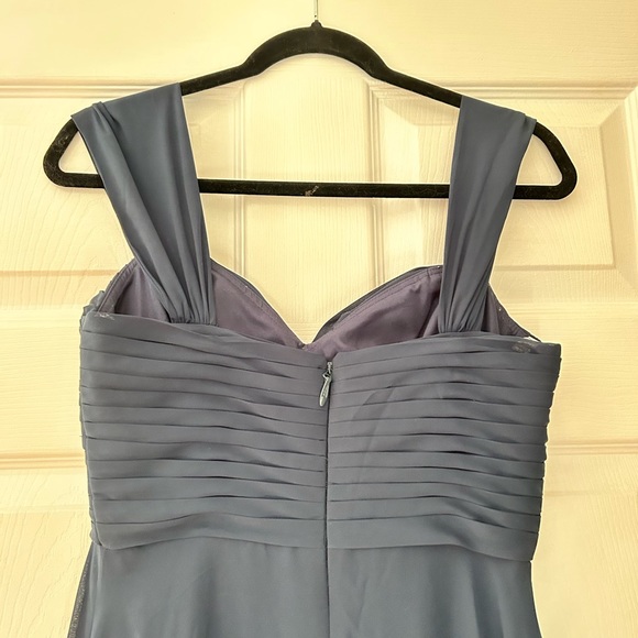 Women’s Navy JJ’s House Off the Shoulder Full Length Bridesmaid Dress Size 0 - Picture 4 of 5